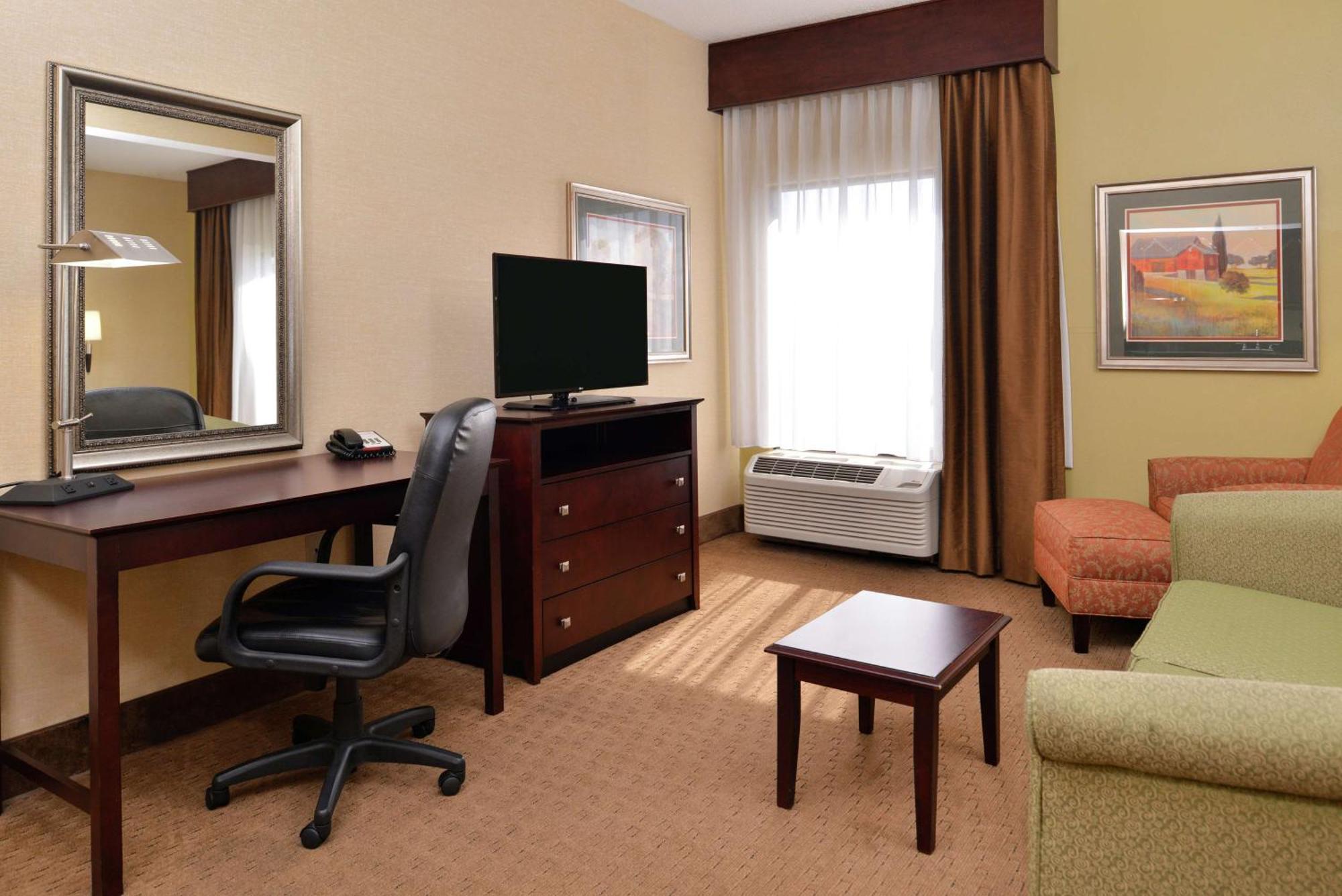 Hampton Inn Стантън Екстериор снимка