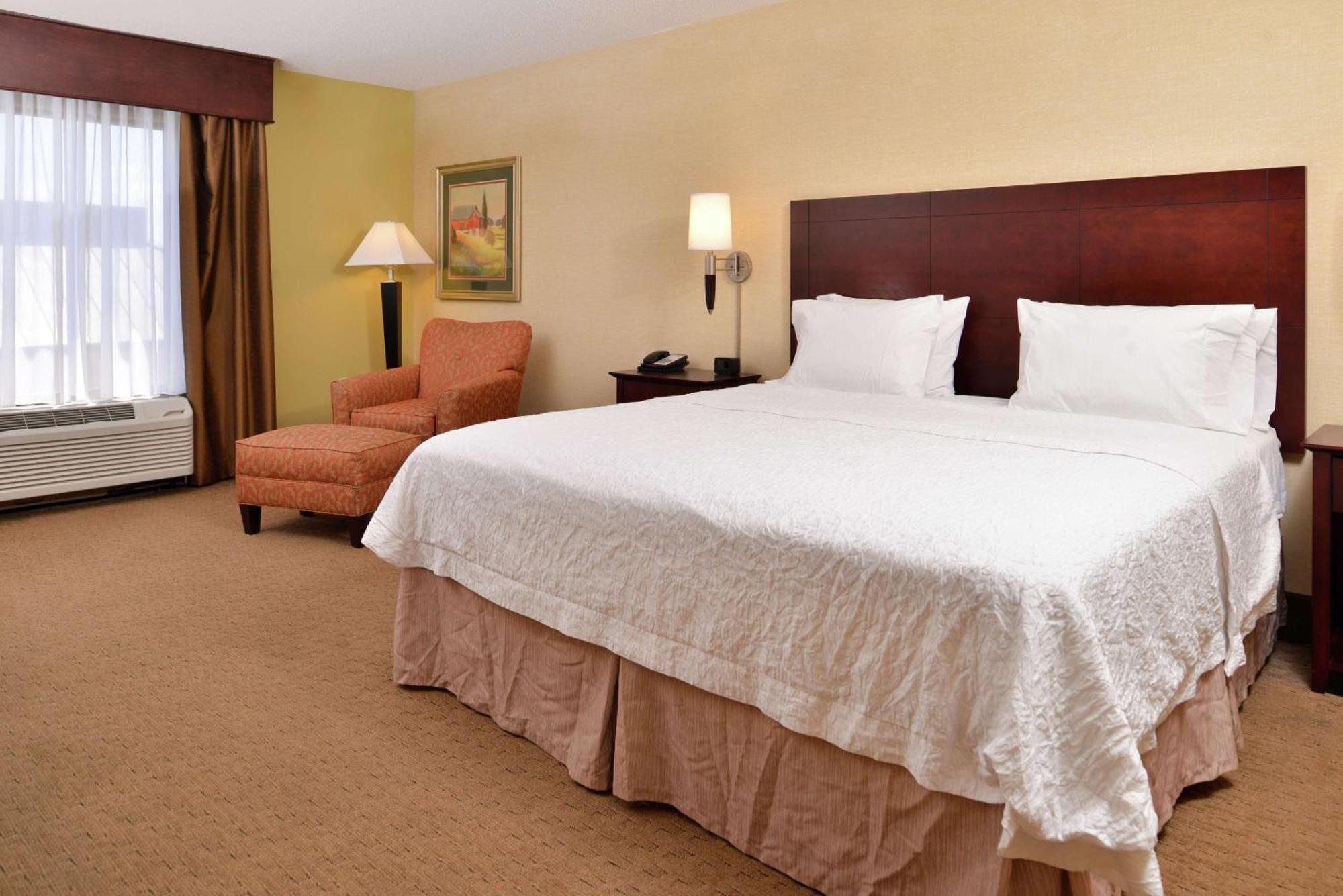 Hampton Inn Стантън Екстериор снимка