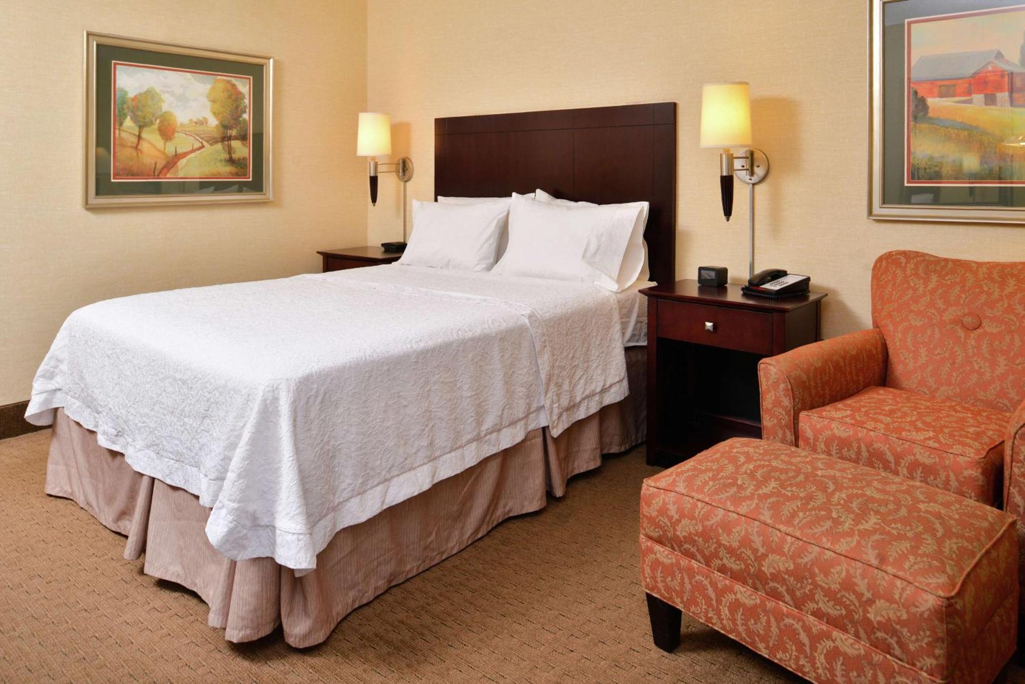 Hampton Inn Стантън Екстериор снимка