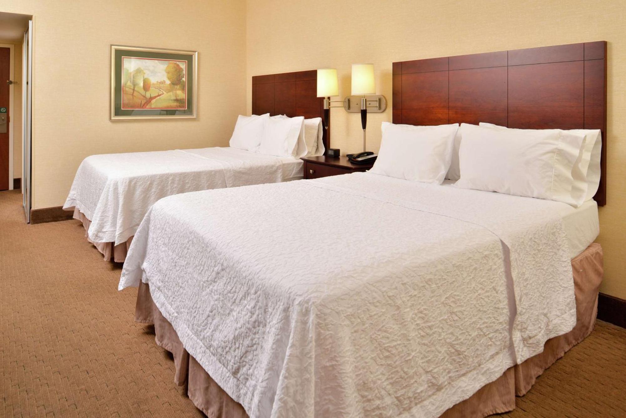 Hampton Inn Стантън Екстериор снимка